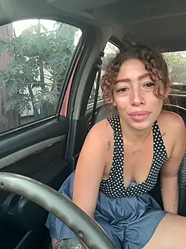 roxyrougee's cam snapshot