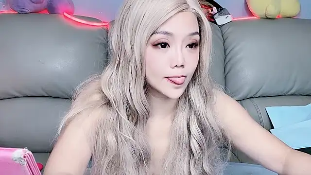 -mioo-'s cam snapshot