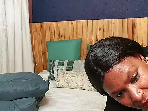 ZariahMoonfire's cam snapshot