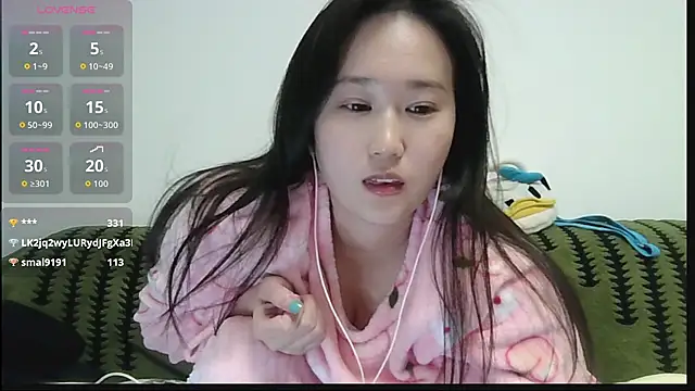 Belinda66 live sex cam