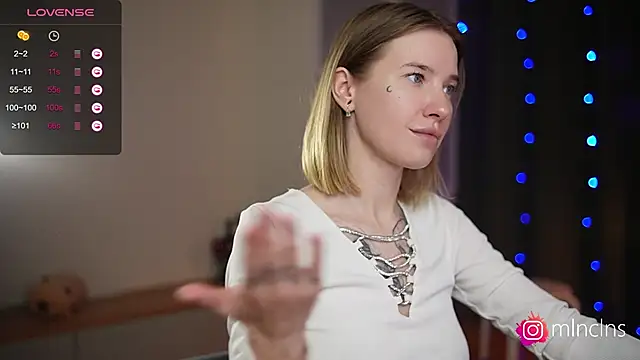 melanielwithu live sex cam