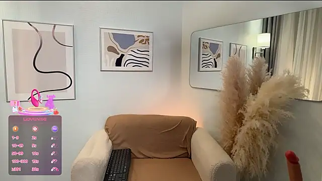 Lella_Ryann_ live sex cam