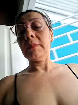 Mia-funny20 live sex cam