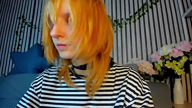 Little_Chips's cam snapshot