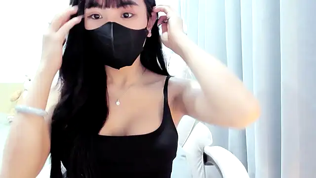 Lita-Julia's cam snapshot