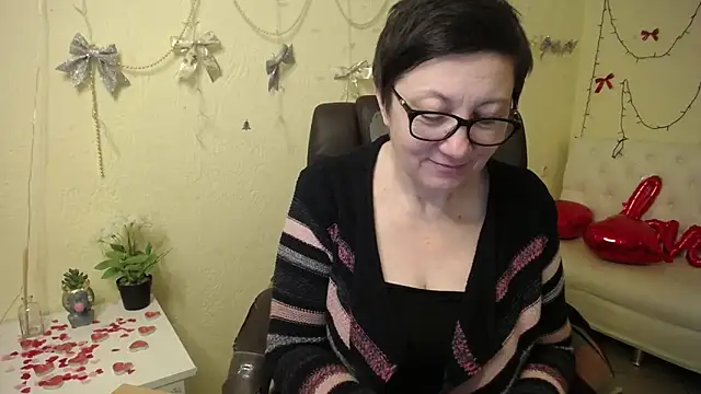 EmilyL0ve's cam snapshot