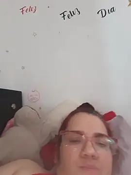 karlythoth@xh's cam snapshot