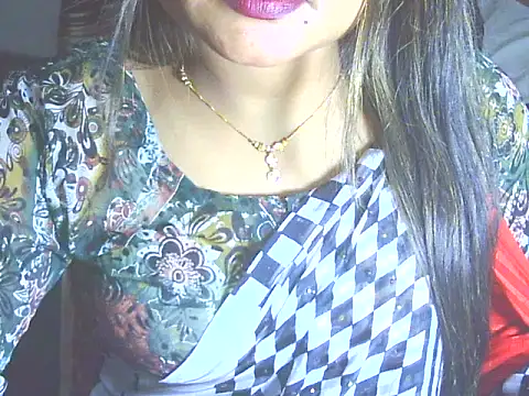 Nusrat_Faria07's cam snapshot