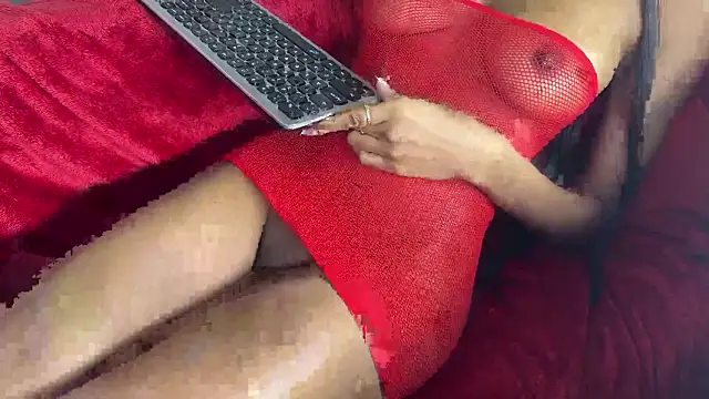 LolaLocke live sex cam