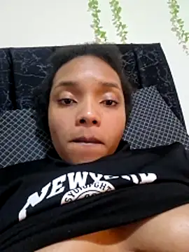 Ebony_love07's cam snapshot