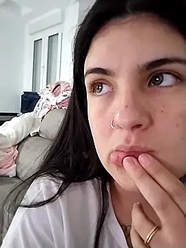 Naiara_Love live sex cam