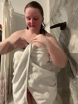 GingerSnap33 live sex cam