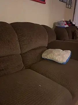 JuicyExxxperience's cam snapshot