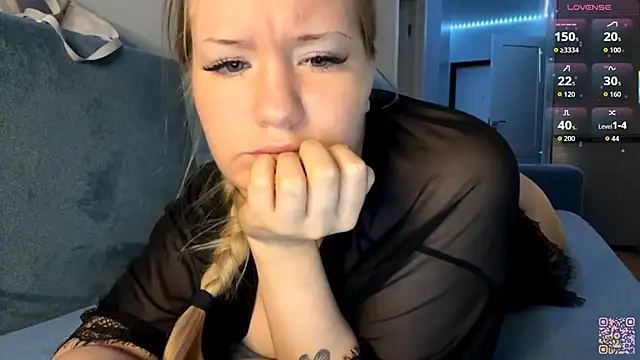 PandaFluff's cam snapshot