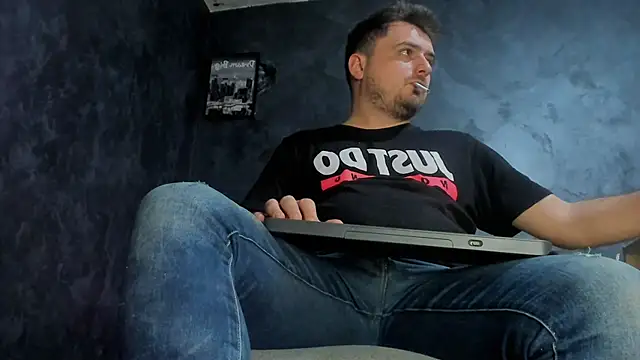 Master_Mark_Wayne live sex cam