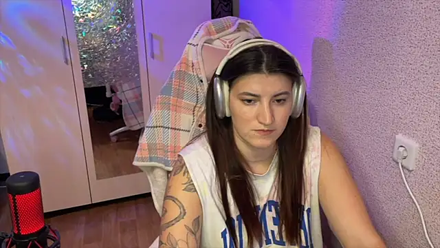 Katrin__kiss's cam snapshot