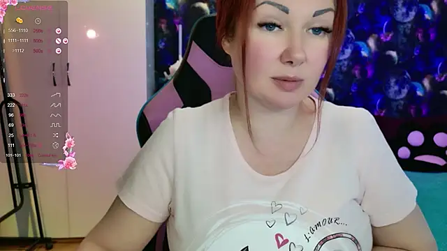 Veronica-Fire's cam snapshot