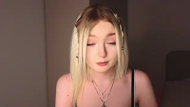 minigirl's cam snapshot