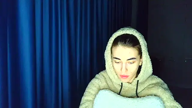 Vlada_Elfie's cam snapshot