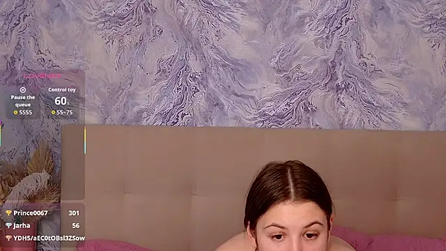 MelanieHenders's cam snapshot