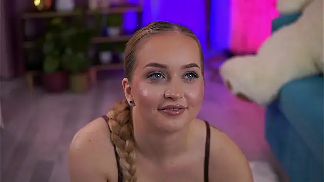 ElyssawetXX's cam snapshot