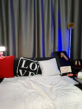 Milforja live sex cam