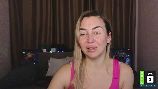 Kiss_julli88I's cam snapshot