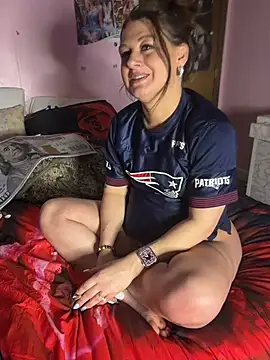 Milfshortcakes's cam snapshot