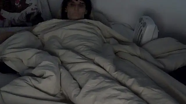 CeriseLapine live sex cam