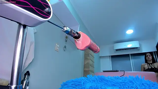 Luna_Raay live sex cam