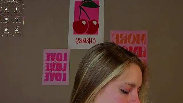 TiffinyMergist's cam snapshot