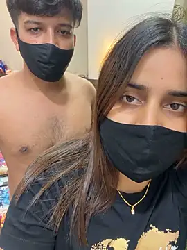 youngcoupleloverose's cam snapshot