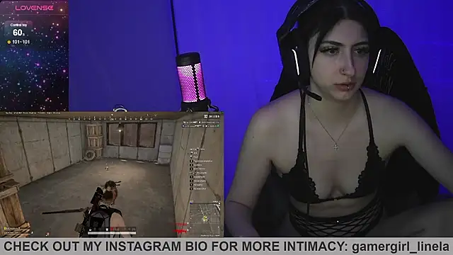Gamergirl-Linela live sex cam