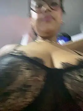 Kittybrown18's cam snapshot