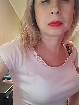 SelinaLovqx's cam snapshot