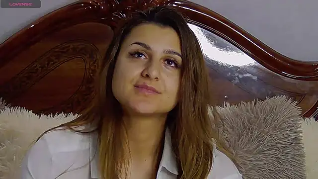 NicolePlay live sex cam