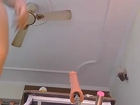 LoveXpair's cam snapshot