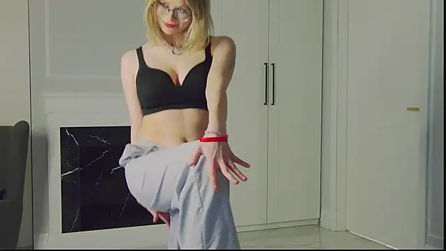 Ivy_Allen's cam snapshot