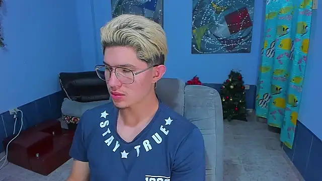 patrik_027's cam snapshot