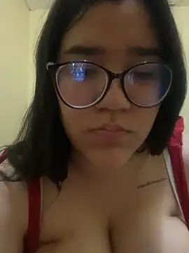 WildVibesXX's cam snapshot