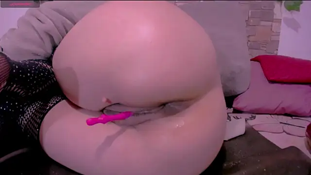 CrazyRousex's cam snapshot