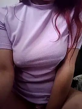 KITTEN-10 live sex cam