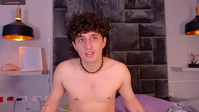 alessia_moreti's cam snapshot