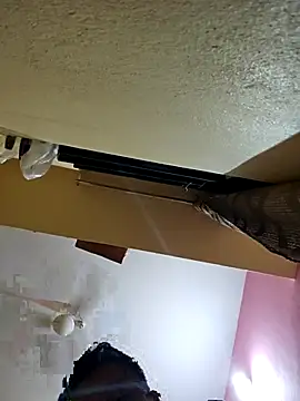 TonicVigor's cam snapshot