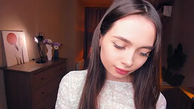 YvonneRobes live sex cam