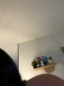 Alyshanon18 live sex cam