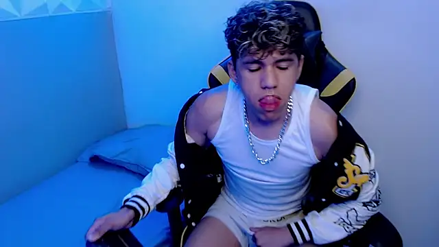 Big_boyss_ live sex cam