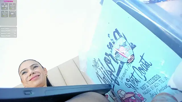 SOFIAGOEZ30 live sex cam