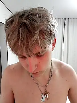 And25bn's cam snapshot