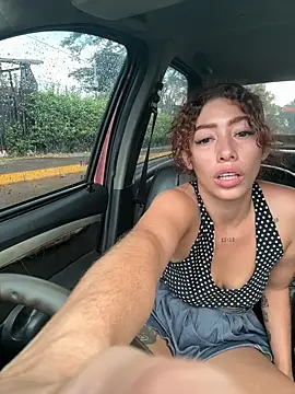 roxyrougee live sex cam